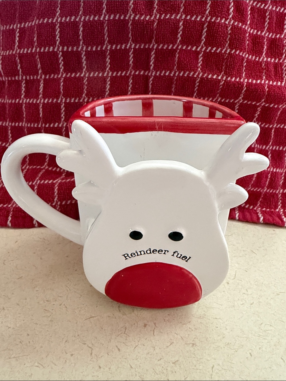 Mud Pie White and Red Reindeer Fuel Mug